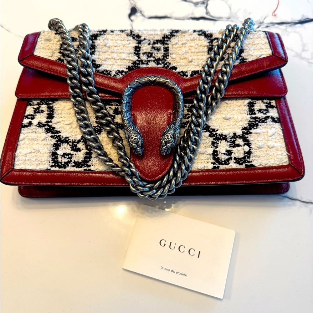 Gucci Dionysus tweed bag! EUC